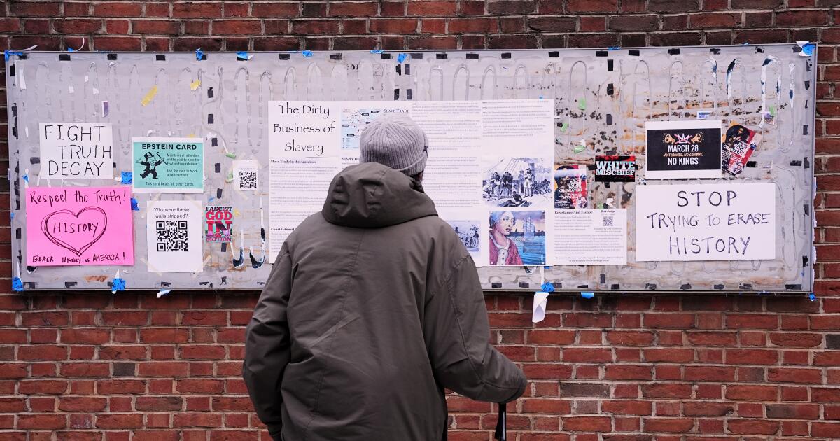 Rechter beveelt slavernijtentoonstelling te herstellen in het huis van George Washington in Philadelphia