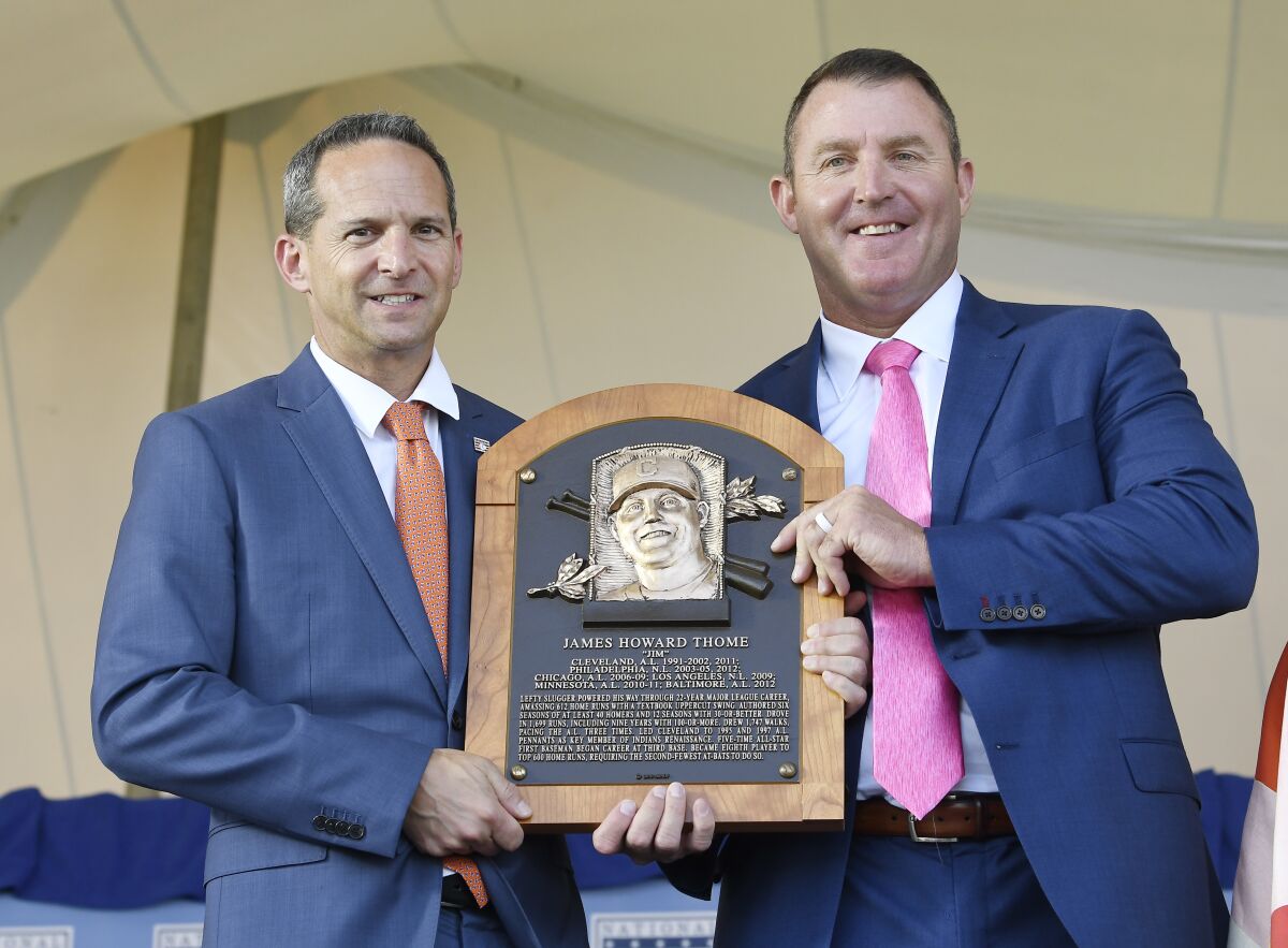 Baseball Hall of Fame President Jeff Idelson poses with Jim Thome.