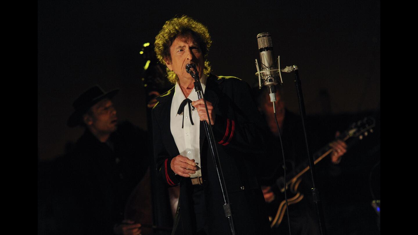 'Nobel Laureate' Bob Dylan