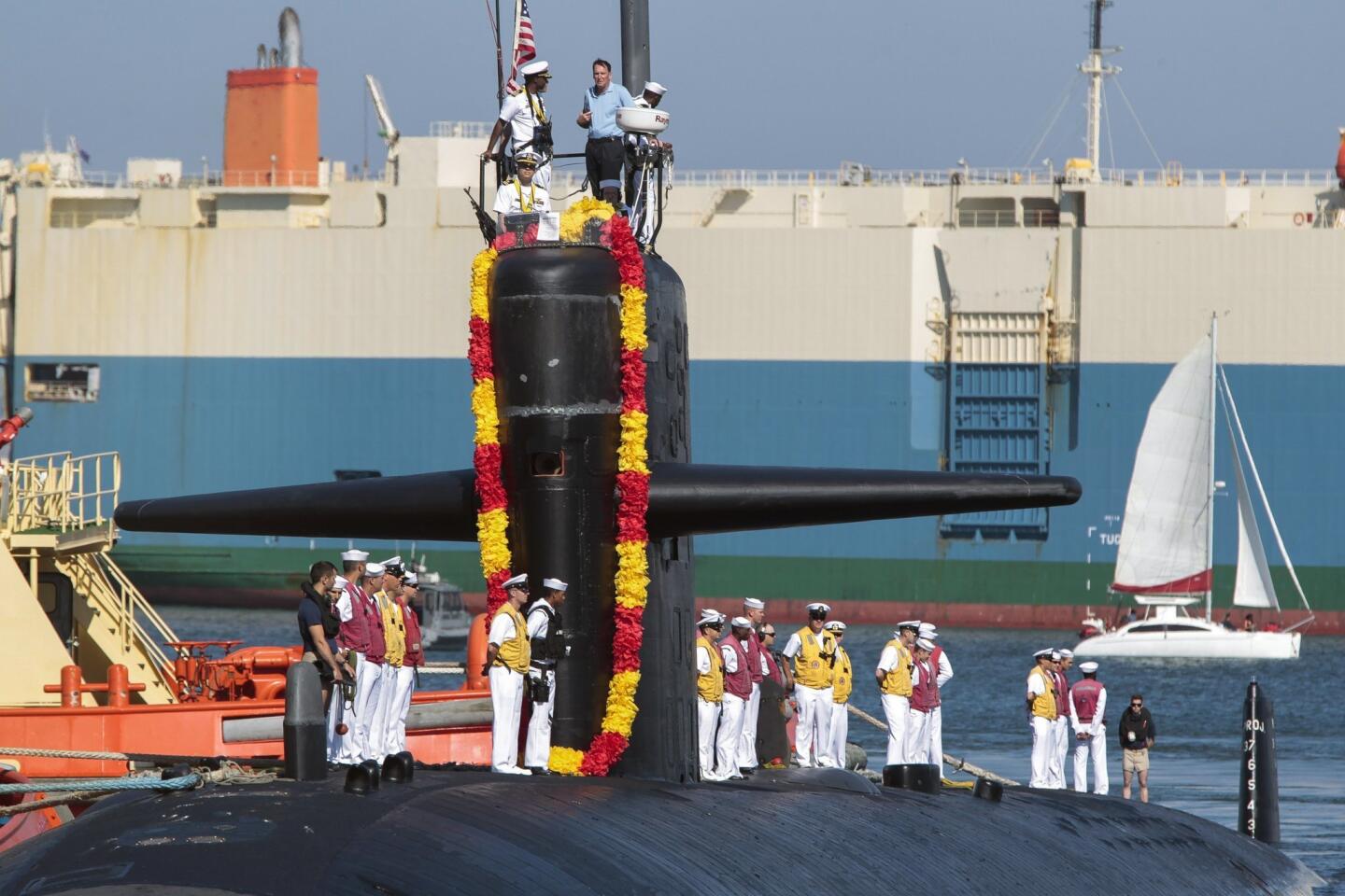 Submarine makes final visit to San Diego