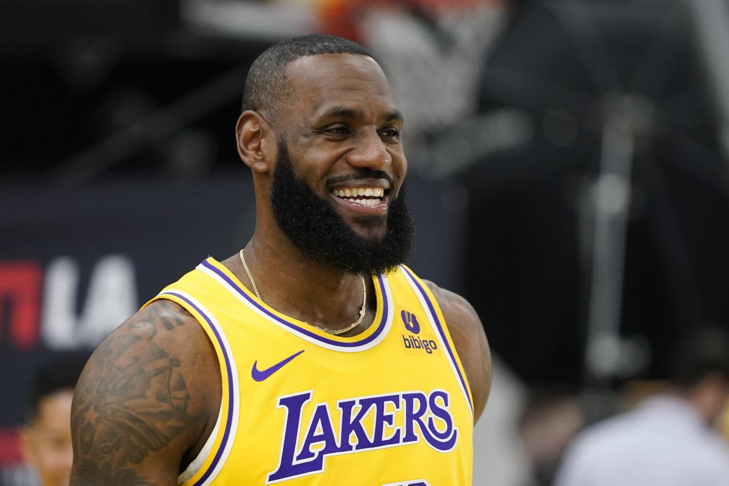 How long is LeBron James out? Foot injury timeline, return date
