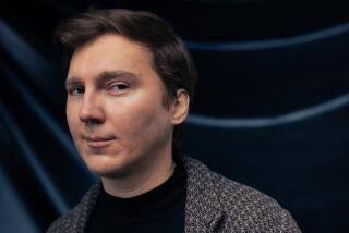 LOS ANGELES, CA - OCTOBER 30: Paul Dano photographed at the 2022 Oscar Roundtables in the Los Angeles Times studio on October 30, 2022 in Los Angeles, California. (Christina House / Los Angeles Times)