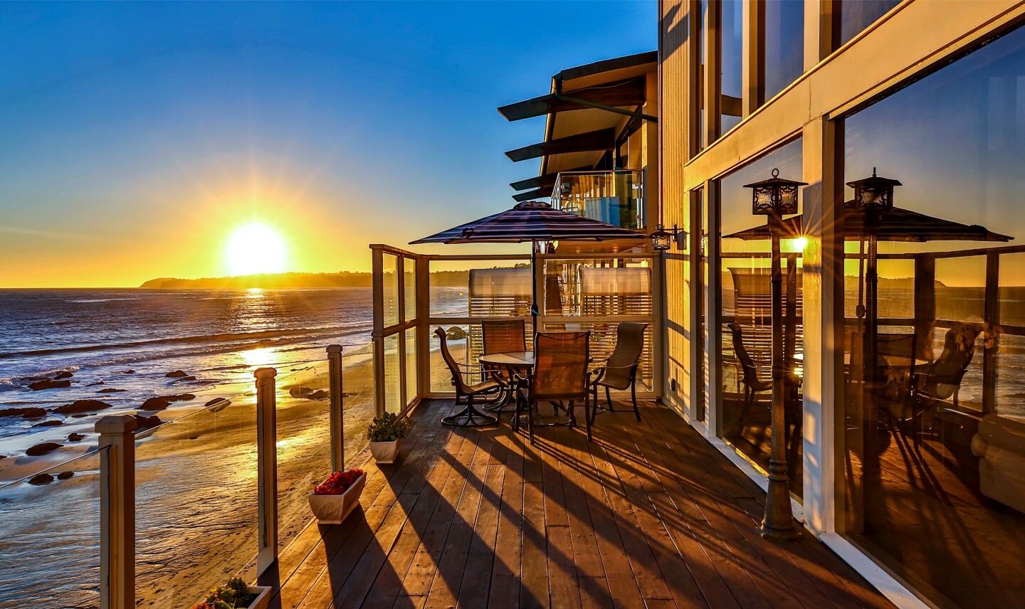 Barry Williams of "The Brady Bunch" fame has sold his home in the Malibu Cove Colony community for $5.82 million. The oceanfront spread features a two-story living room, a rock fireplace and walls of windows that take in the surf.