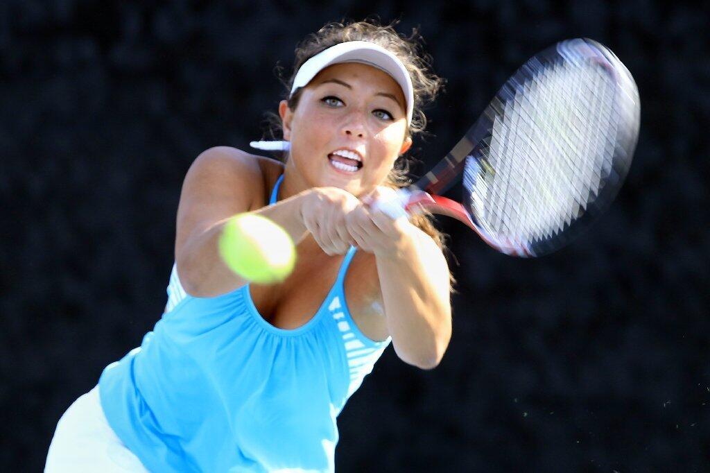 Corona del Mar High's Lauren Thaxter earned a win in singles against Peninsula on Wednesday.