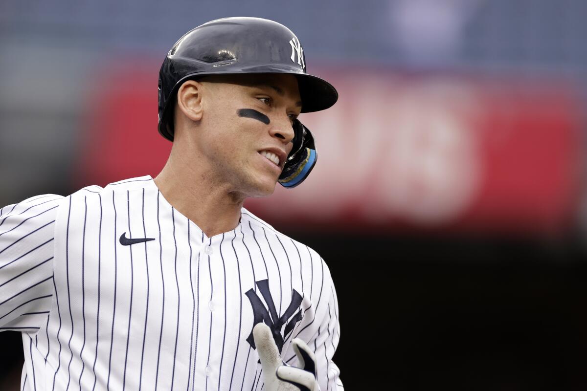 Snell's mom and brother on big league debut 