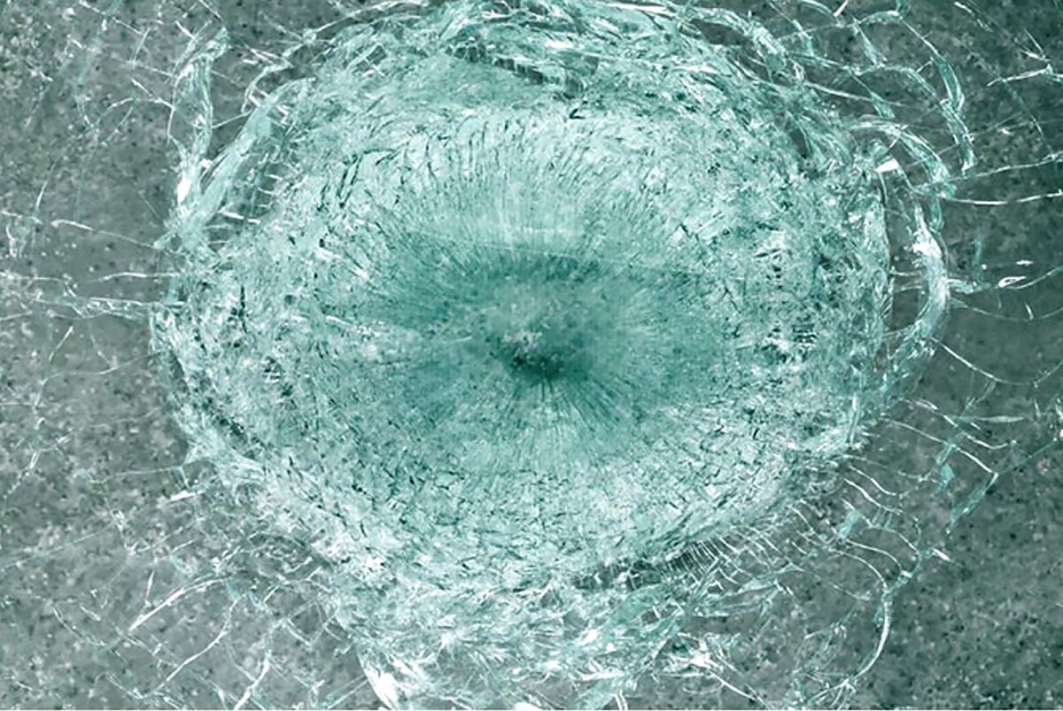 The 2020 Range Rover Sentinel comes equipped with armored glass.