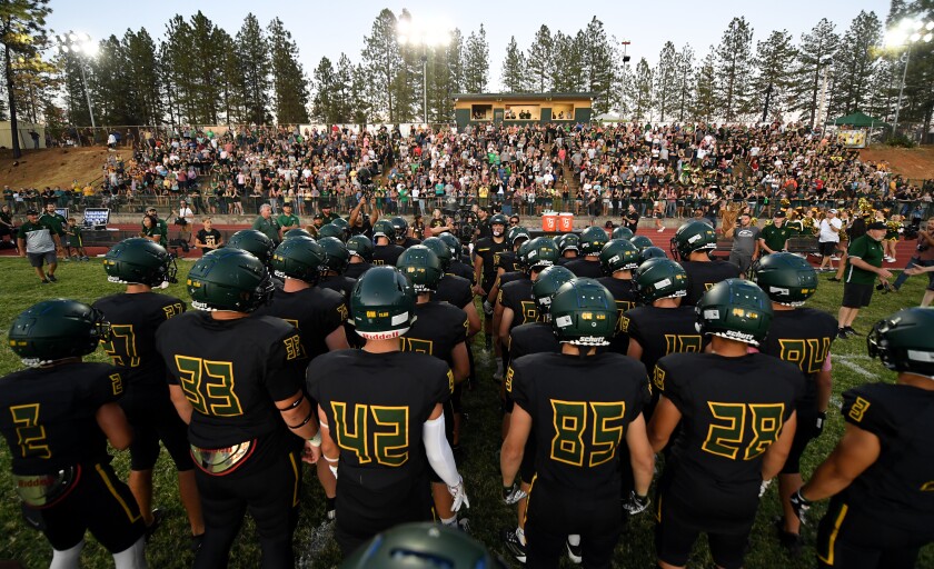 Smiles, tears at first Paradise football game since Camp fire Los