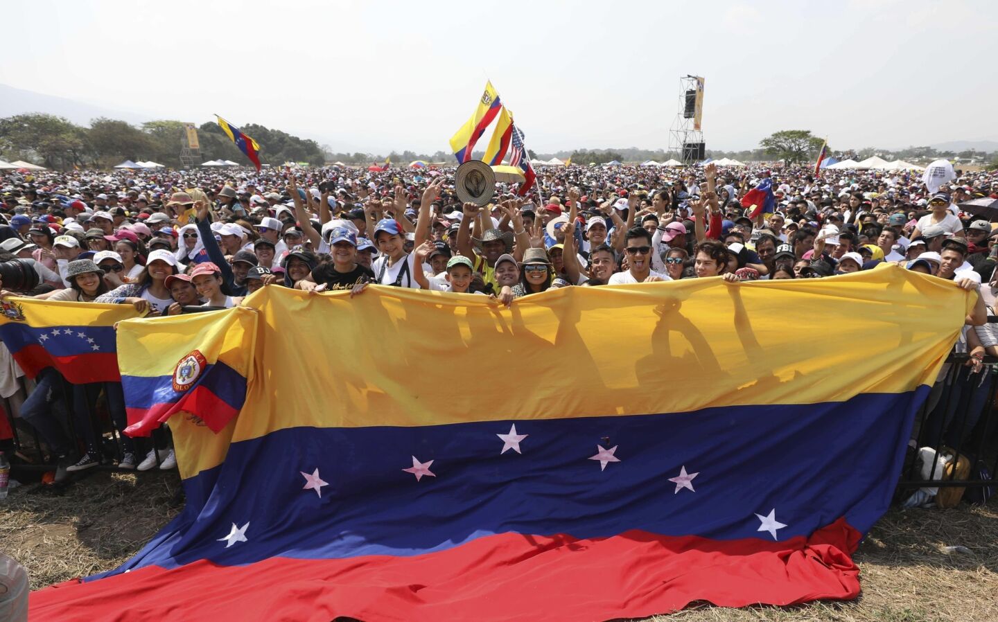 APphoto_Colombia Venezuela Political Crisis