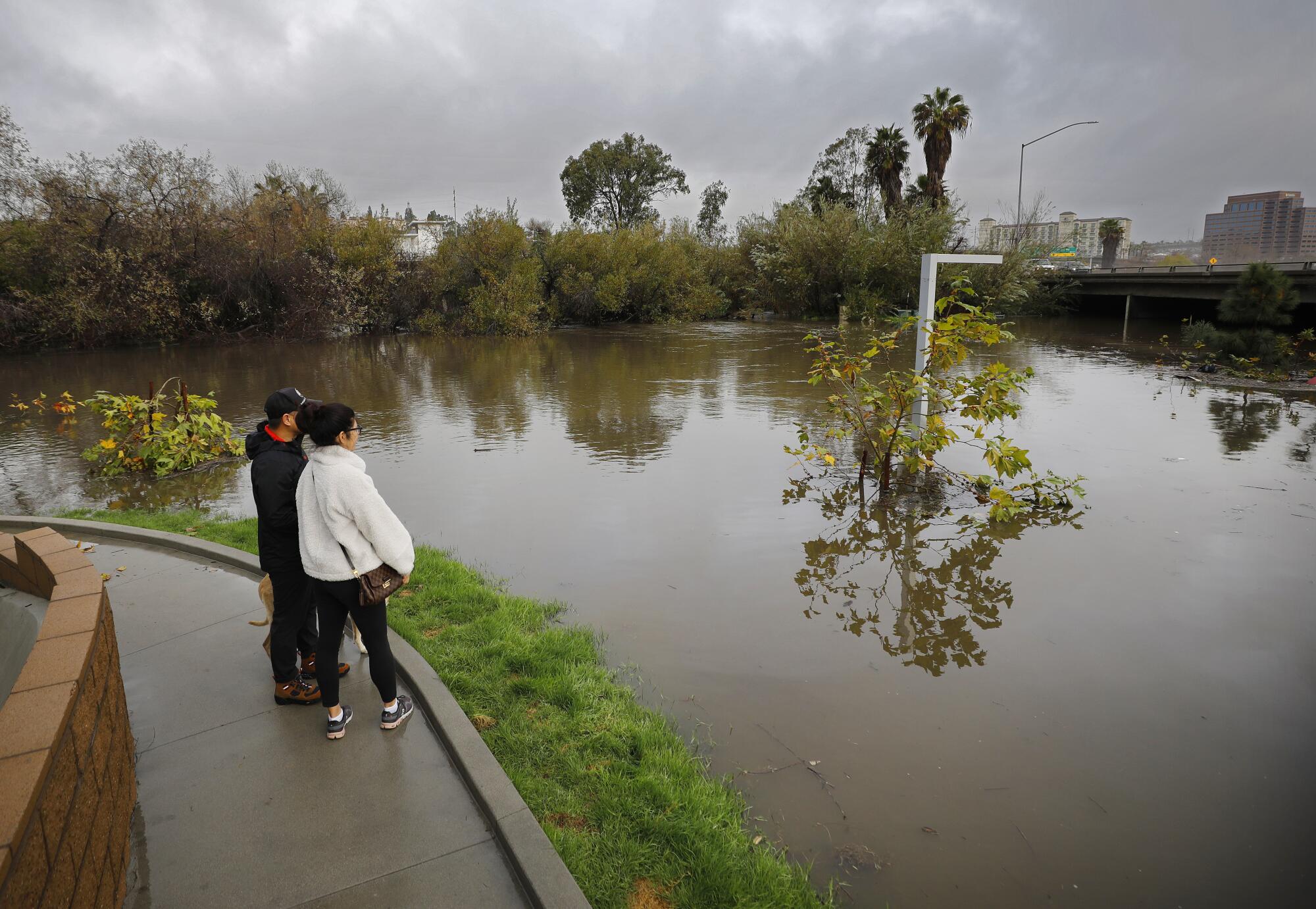 San Diego River Flooding: Fashion Valley Mall – NBC 7 San Diego