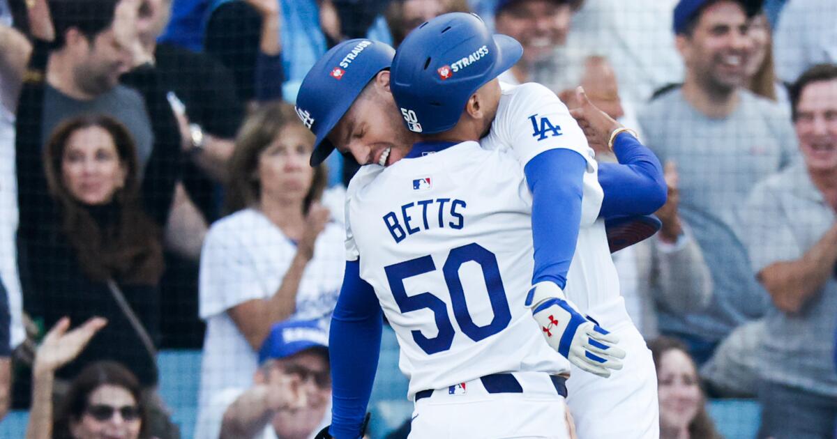 ‘I can go.’ Dodger Freddie Freeman endures hours of therapy to play on sprained ankle