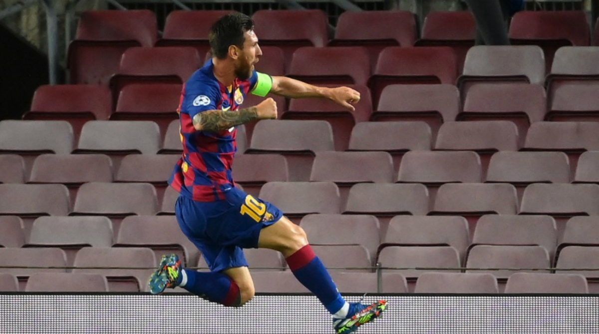 Messi festeja un gol ante el Nápoli. / Foto Por AFP
