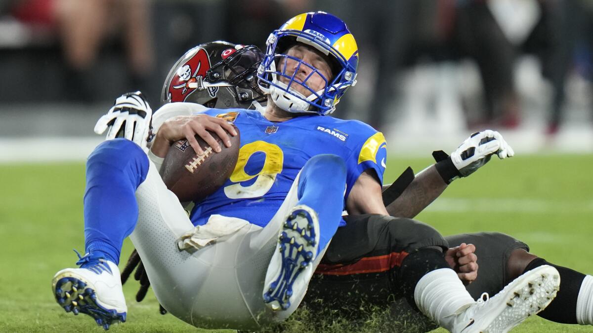 Rams' Matthew Stafford out vs. Chiefs but not for concussion - Los Angeles  Times