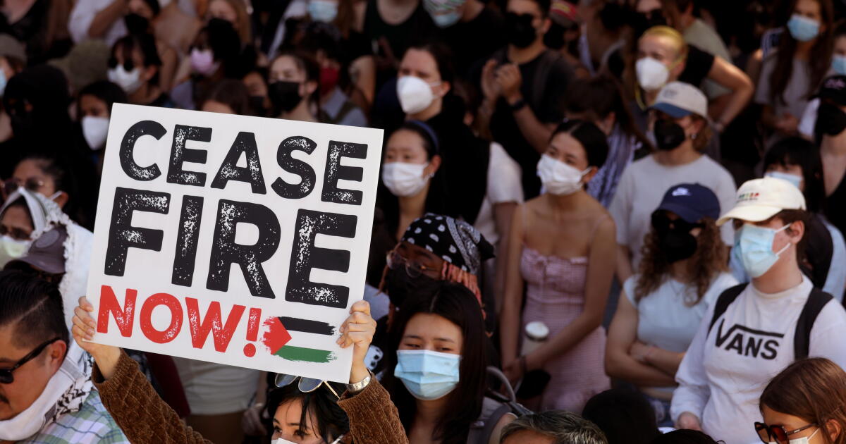 Pomona College moves graduation ceremony to L.A. after protest