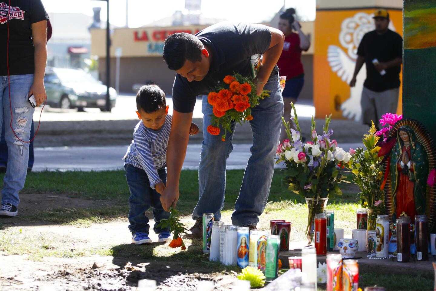 Witnesses and community grieve at Chicano Park