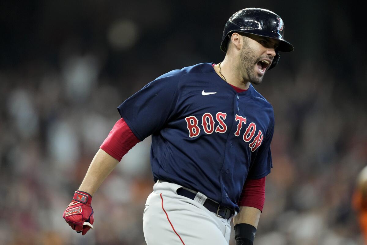 Why Mookie Betts wasn't only reason J.D. Martinez signed with