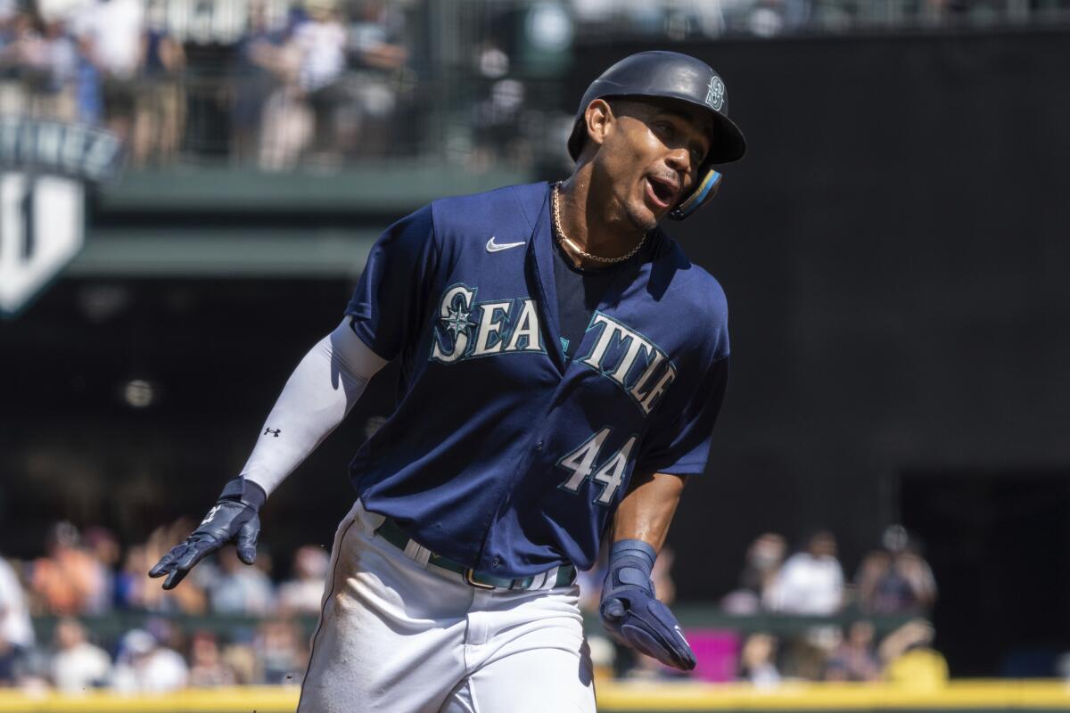 Julio Rodríguez, Mariners agree to deal worth up to $469M - The