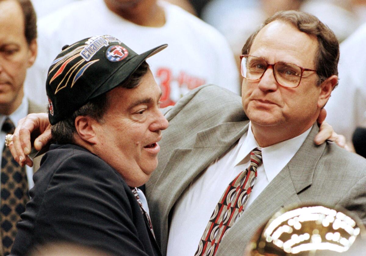 Chicago Bulls general manager Jerry Krause, left, and owner Jerry Reinsdorf