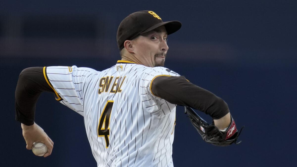 Blake Snell undone by homer, Padres go quietly against Marlins - The San  Diego Union-Tribune