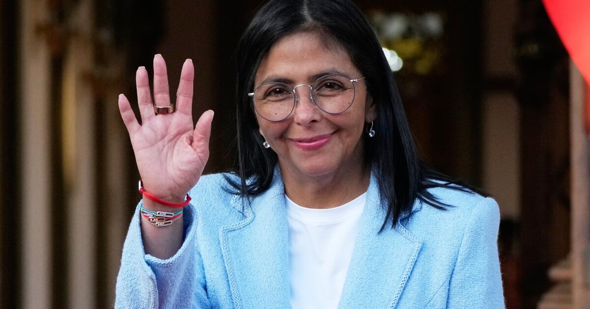 Le président par intérim du Venezuela défend la frontière du pays et rejette les 51 déclarations du gouvernement de Trump