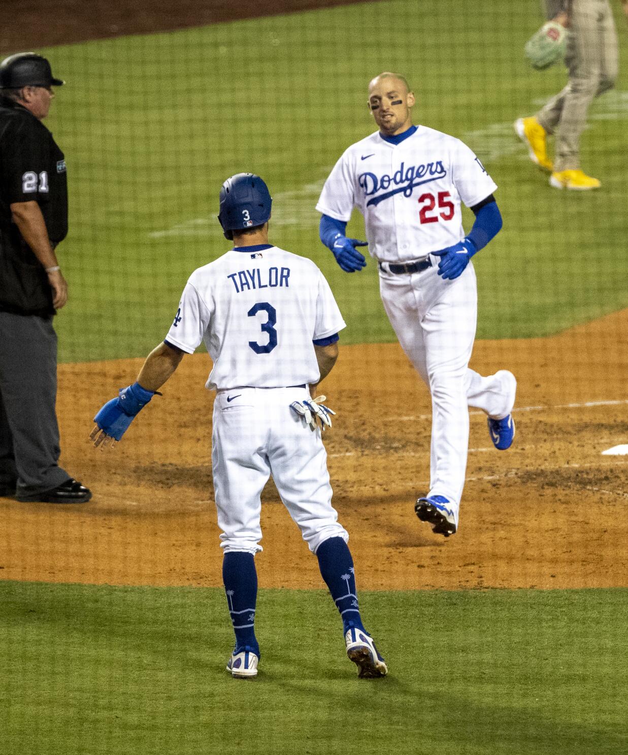 Dodgers collapse vs. Padres resurrects grim October memories - Los Angeles  Times