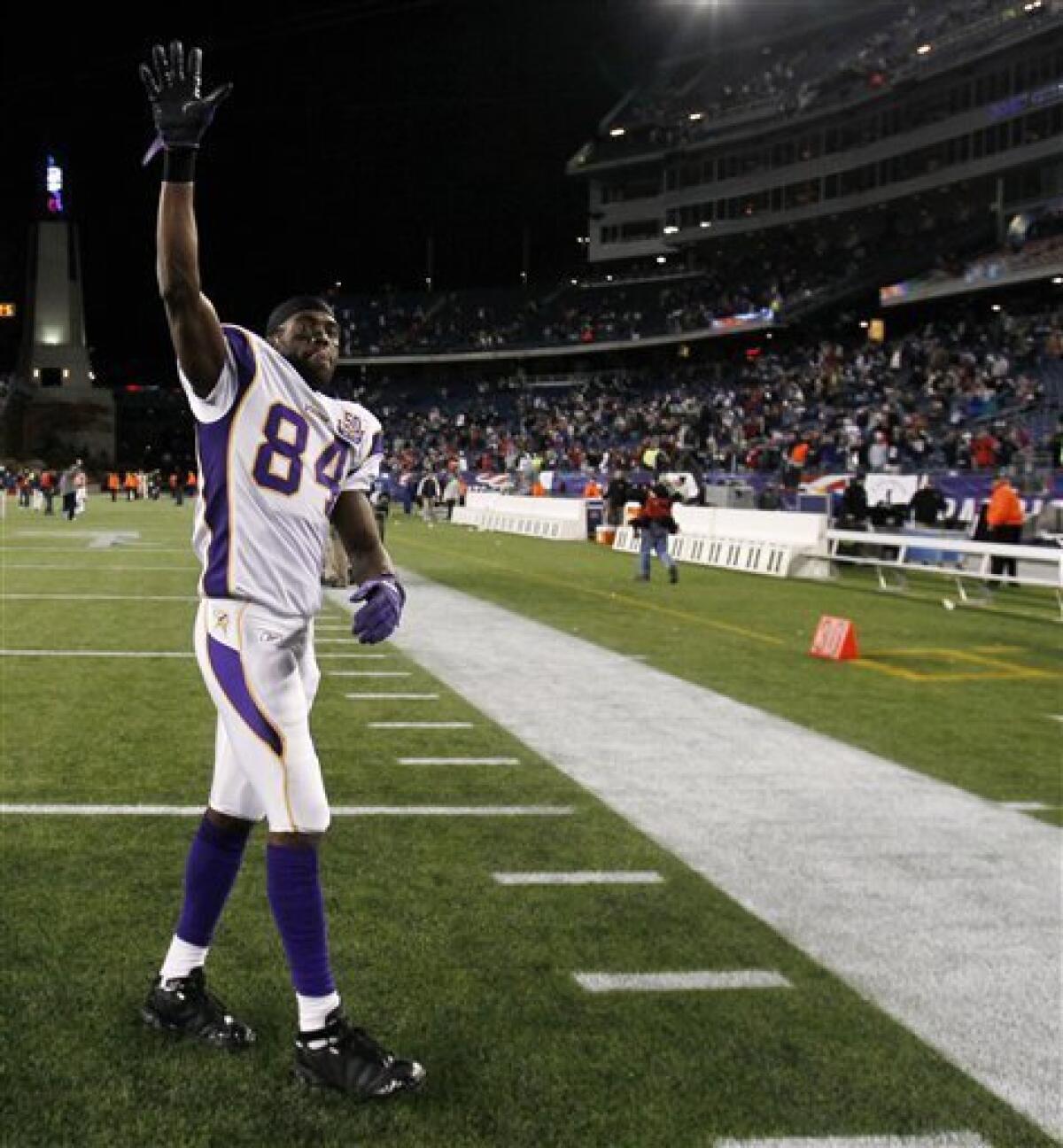 : Randy Moss - New England Patriots - Scary - Sports