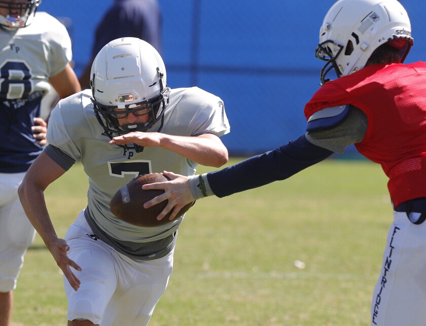 tn-gnp-sp-flintridge-prep-football-preview-20190821-11.jpg
