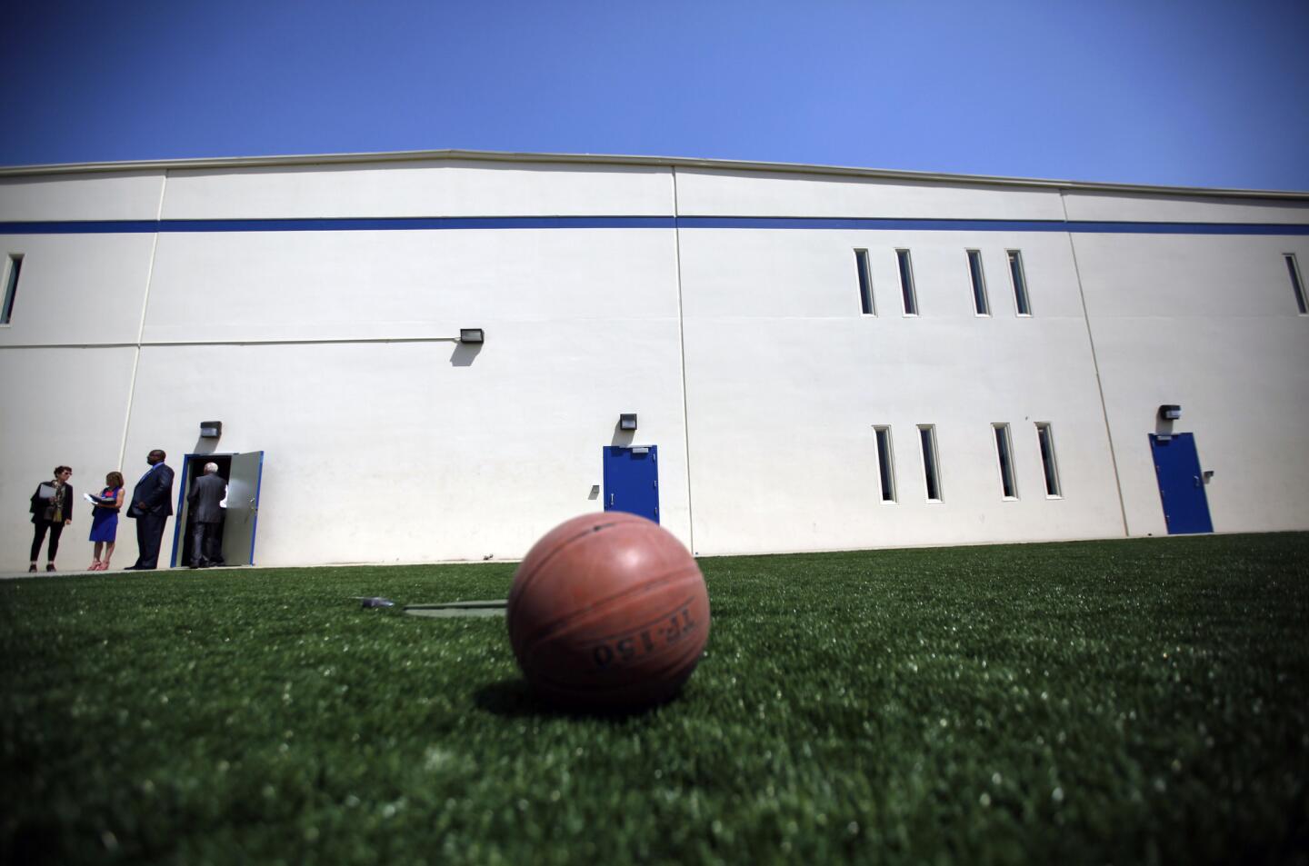 Bakersfield immigrant detention center