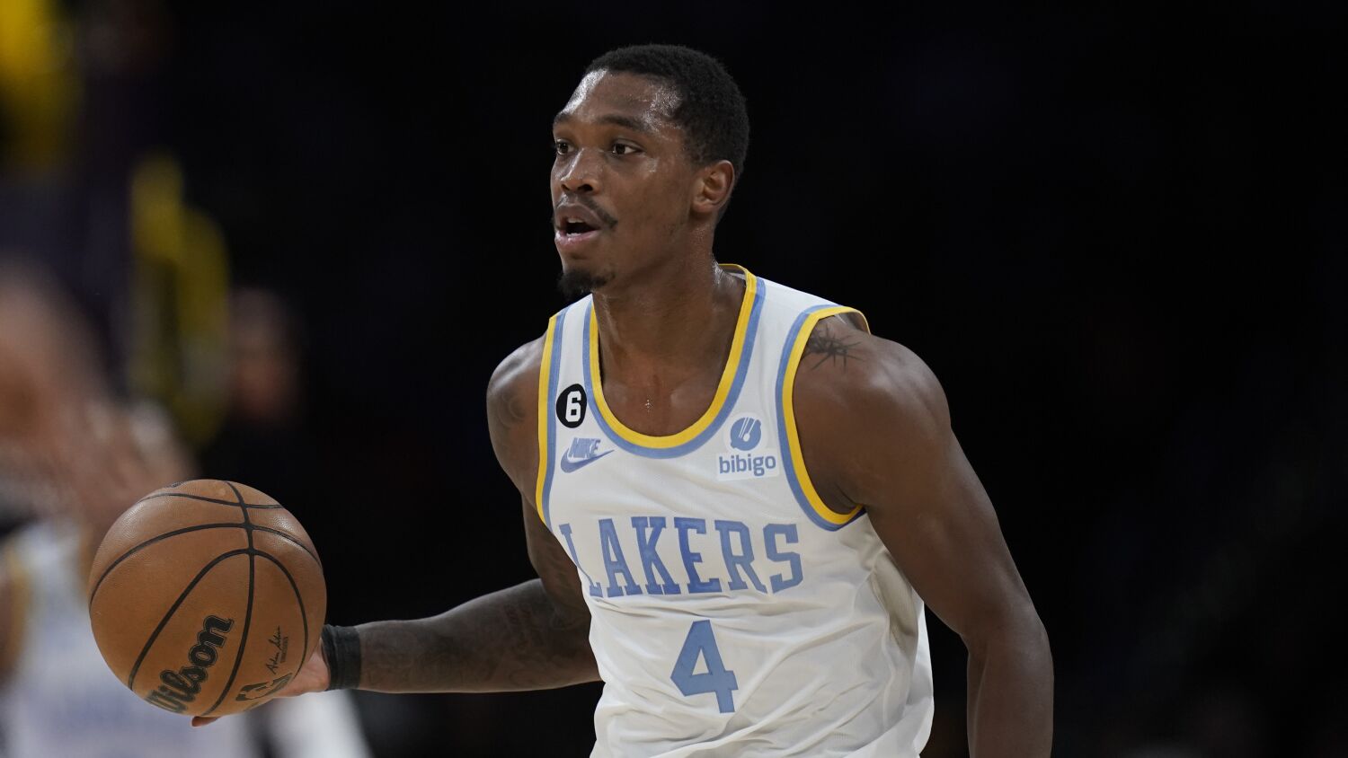 Injuries will sideline Lakers guards Austin Reaves and Lonnie Walker IV indefinitely