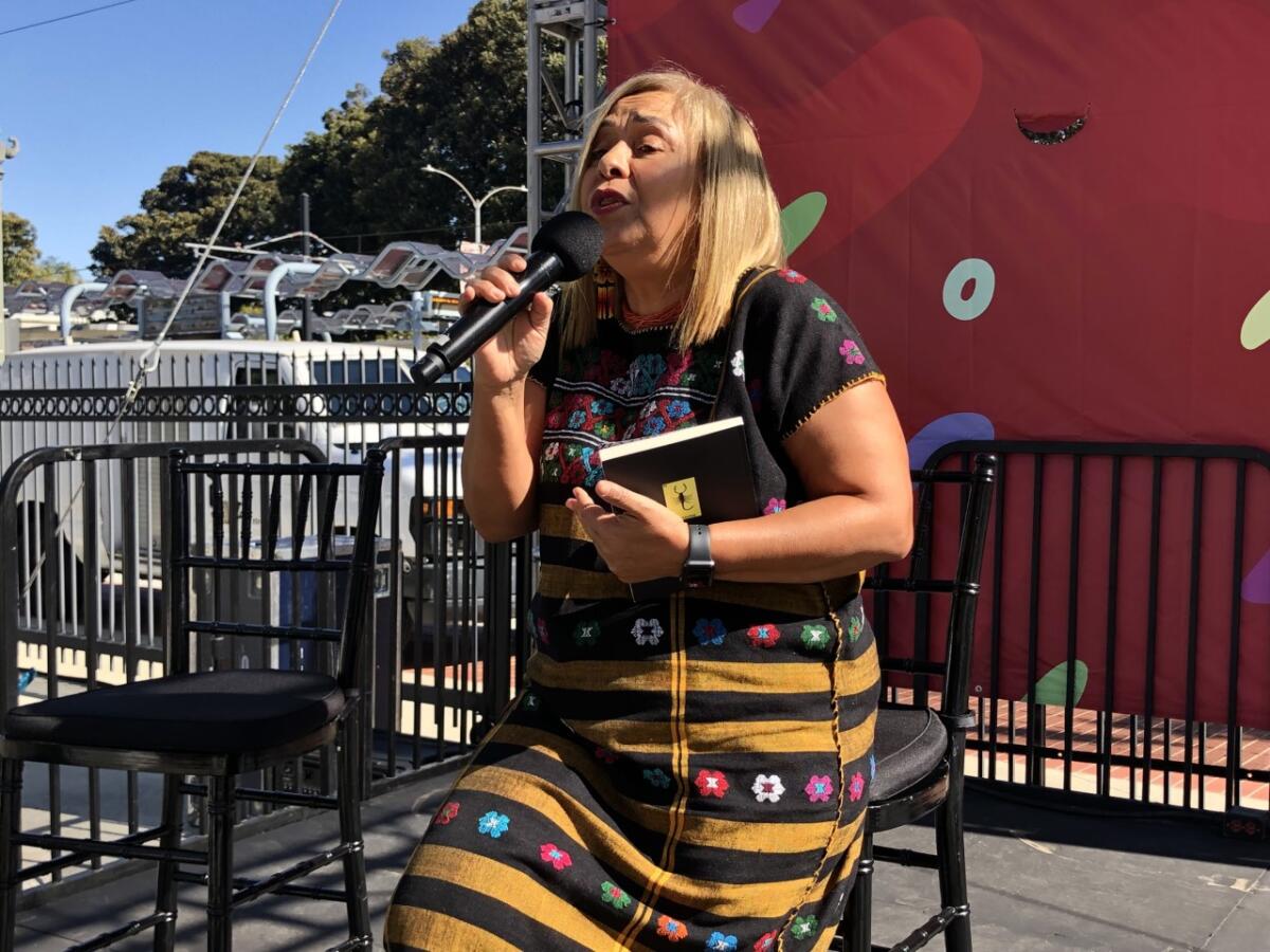 Gloria Arjona durante su ponencia.