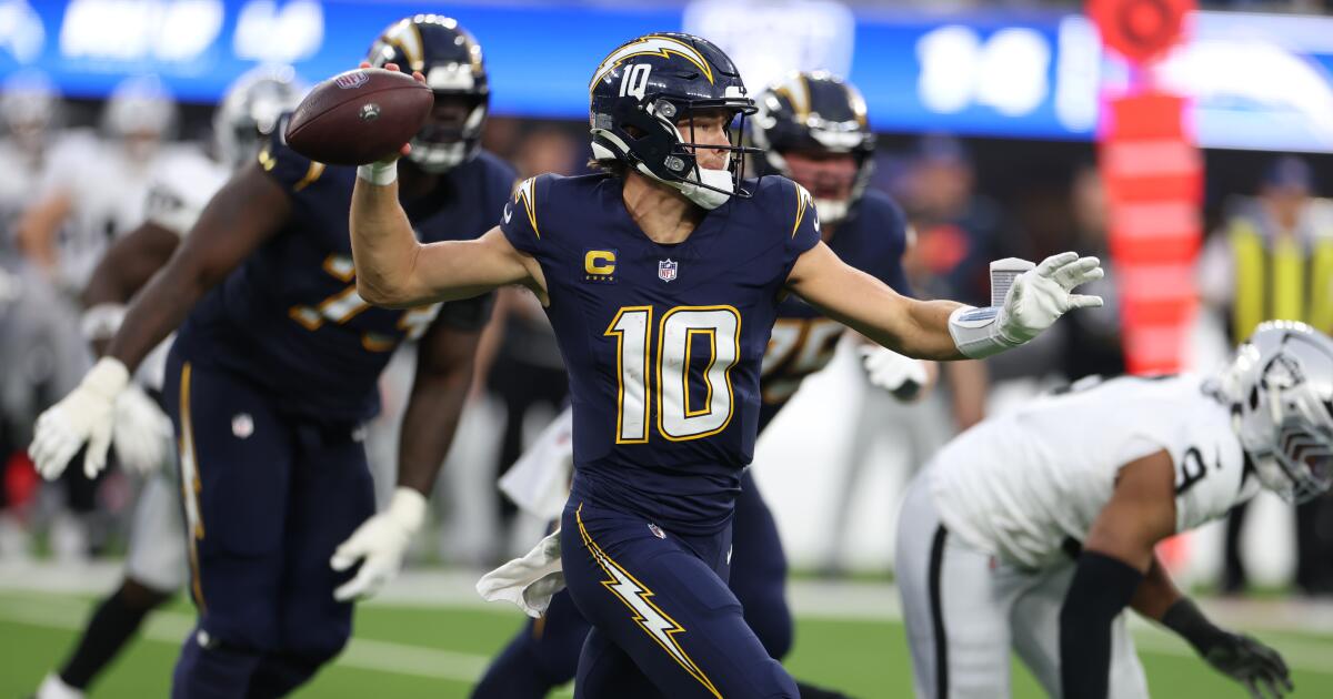 Chargers sweep Raiders, but Justin Herbert's hand injury could complicate playoff push