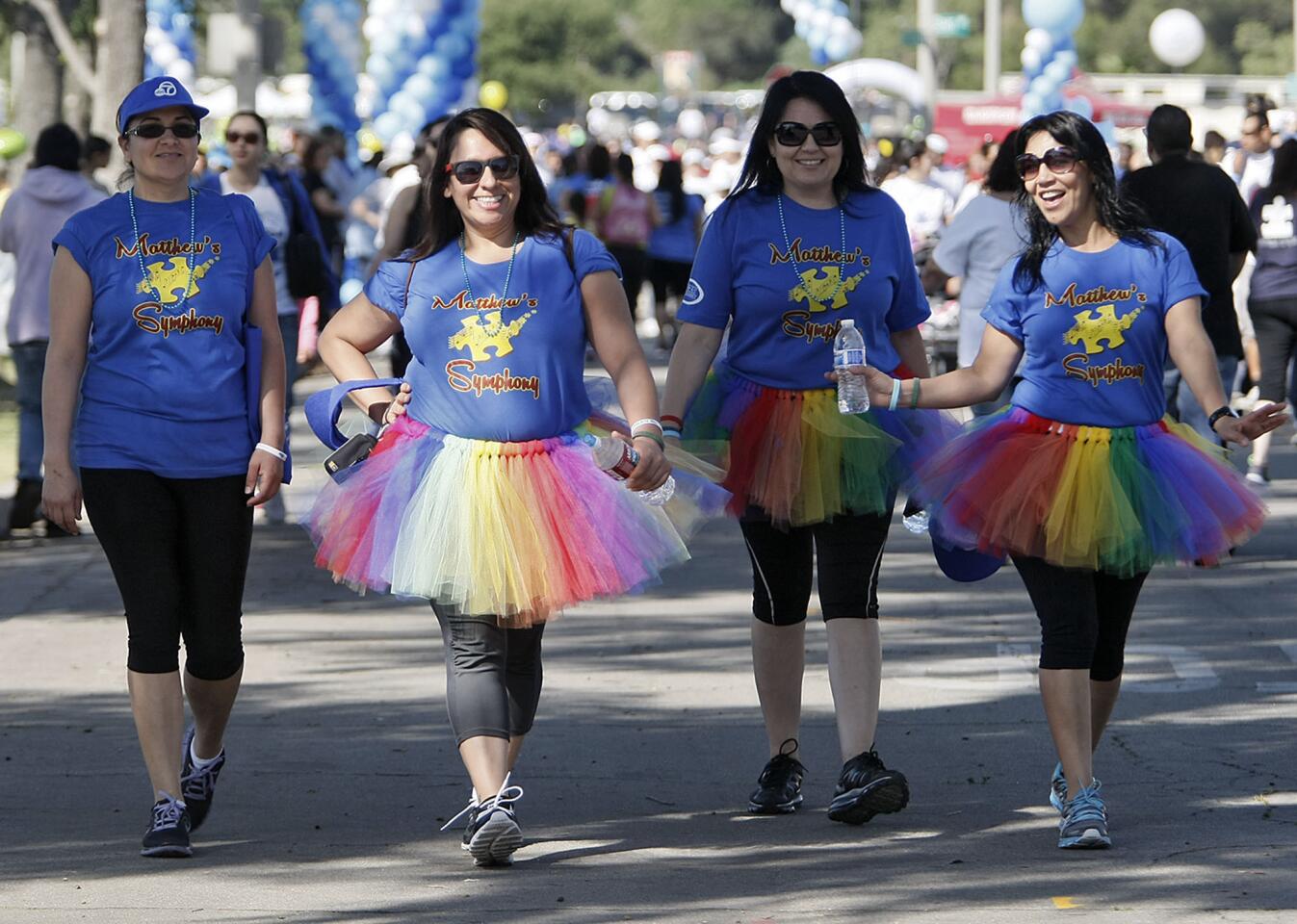 Photo Gallery: 11th Annual Walk Now For Autism Speaks around the Rose Bowl