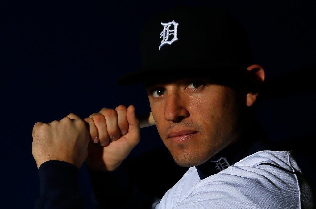 Tigers' Kinsler happy for Josh Hamilton