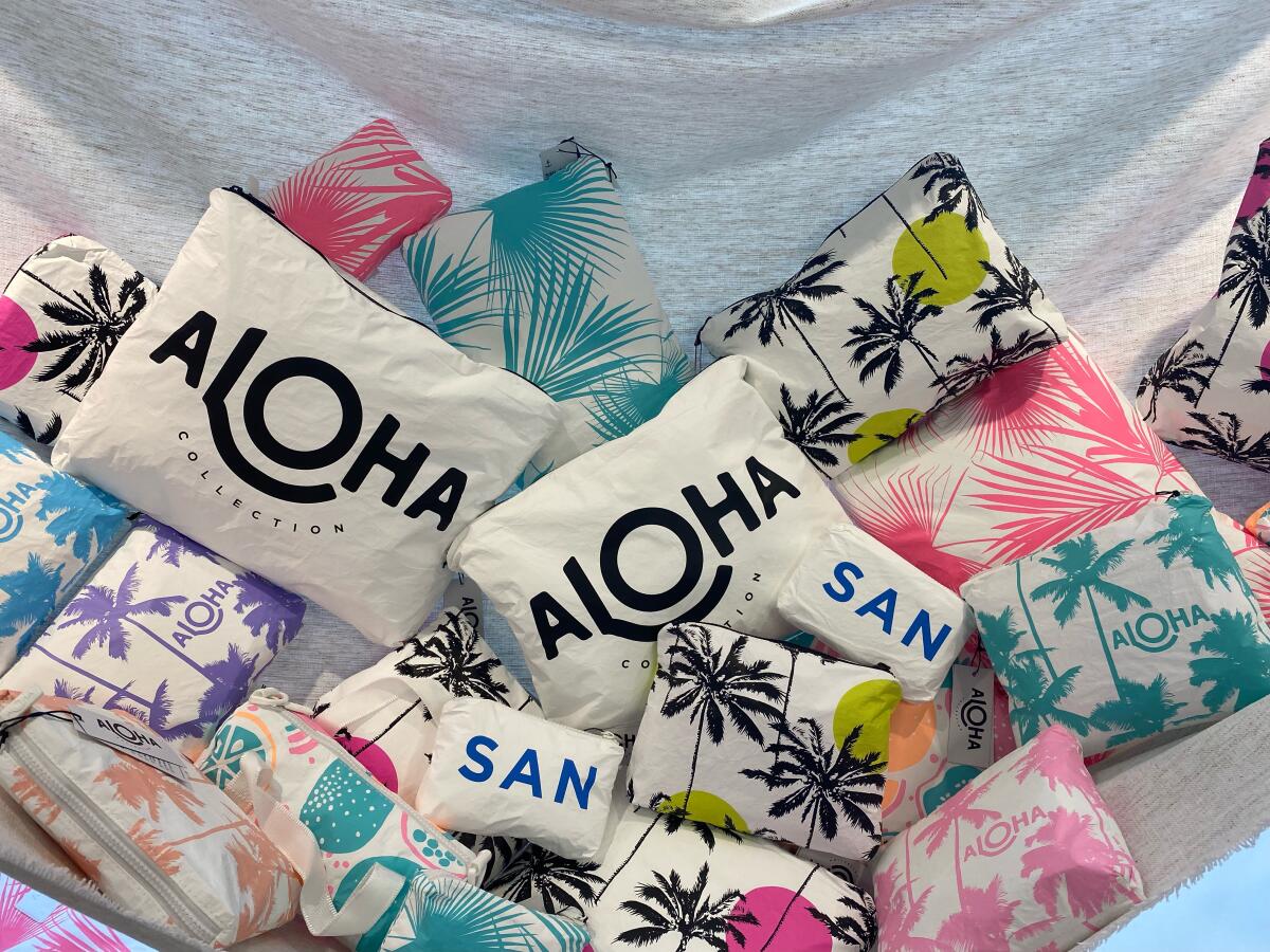 Plastic Free Hawaii Aloha Collection Small Pouch