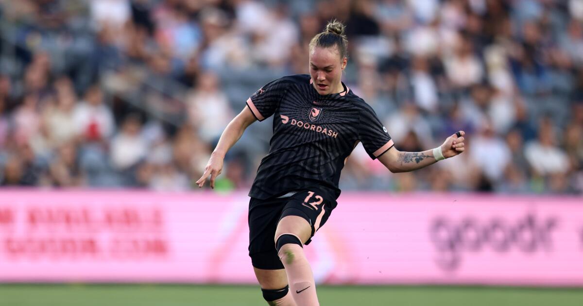 Maiara Niehues and Angel City defeat NWSL-leading San Diego Maiara Niehues and Angel City defeat NWSL-leading San Diego