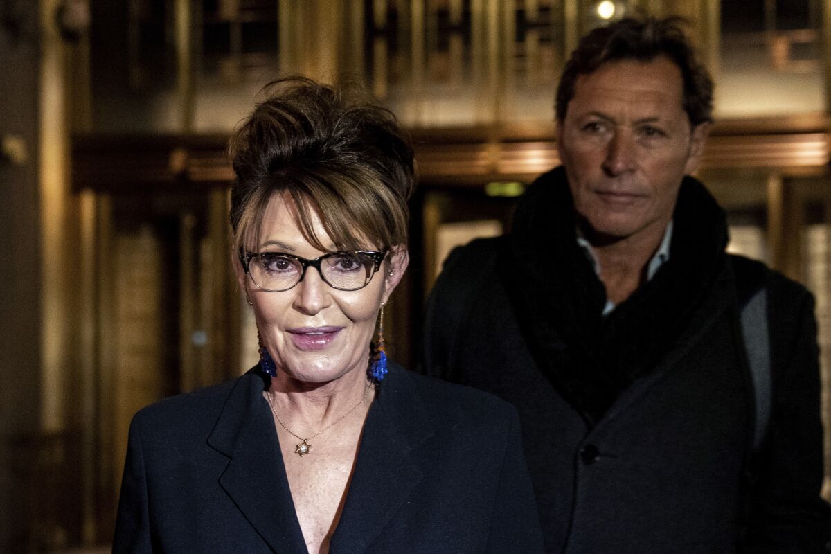 Sarah Palin leaves federal court in New York