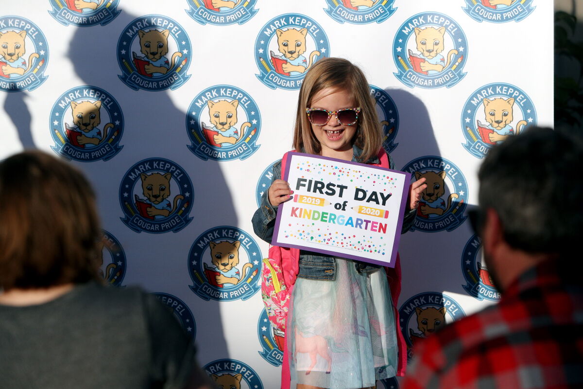 Glendale Unified kicks off first day of school in style