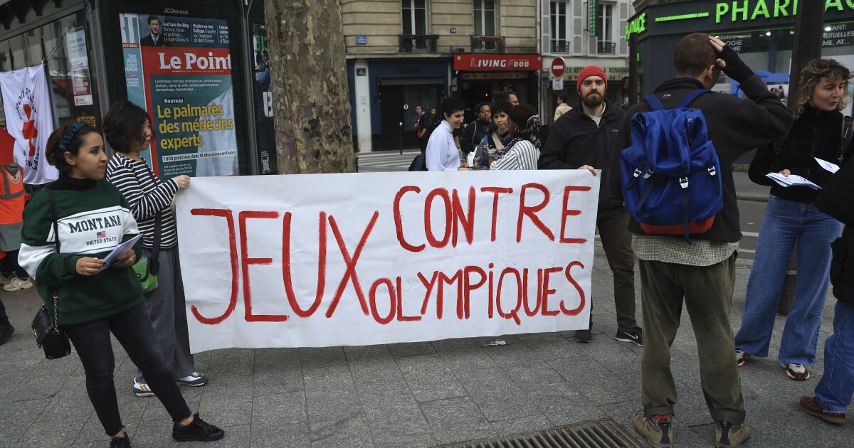 Manifestations en France : désormais de faux volontaires olympiques