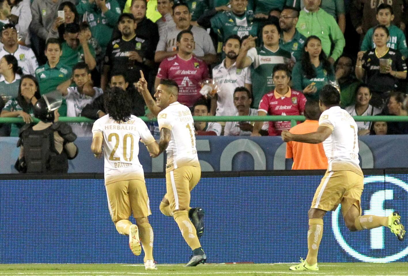 León 1-3 Pumas