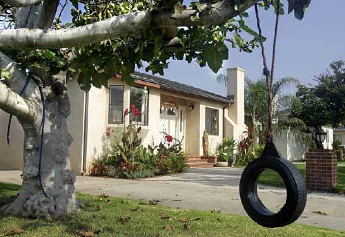 Three miles from the ocean, the Los Angeles community of Mar Vista is dotted with modest postwar homes. Property values have soared in recent years, and many homeowners have preferred to remodel and expand rather than relocate.