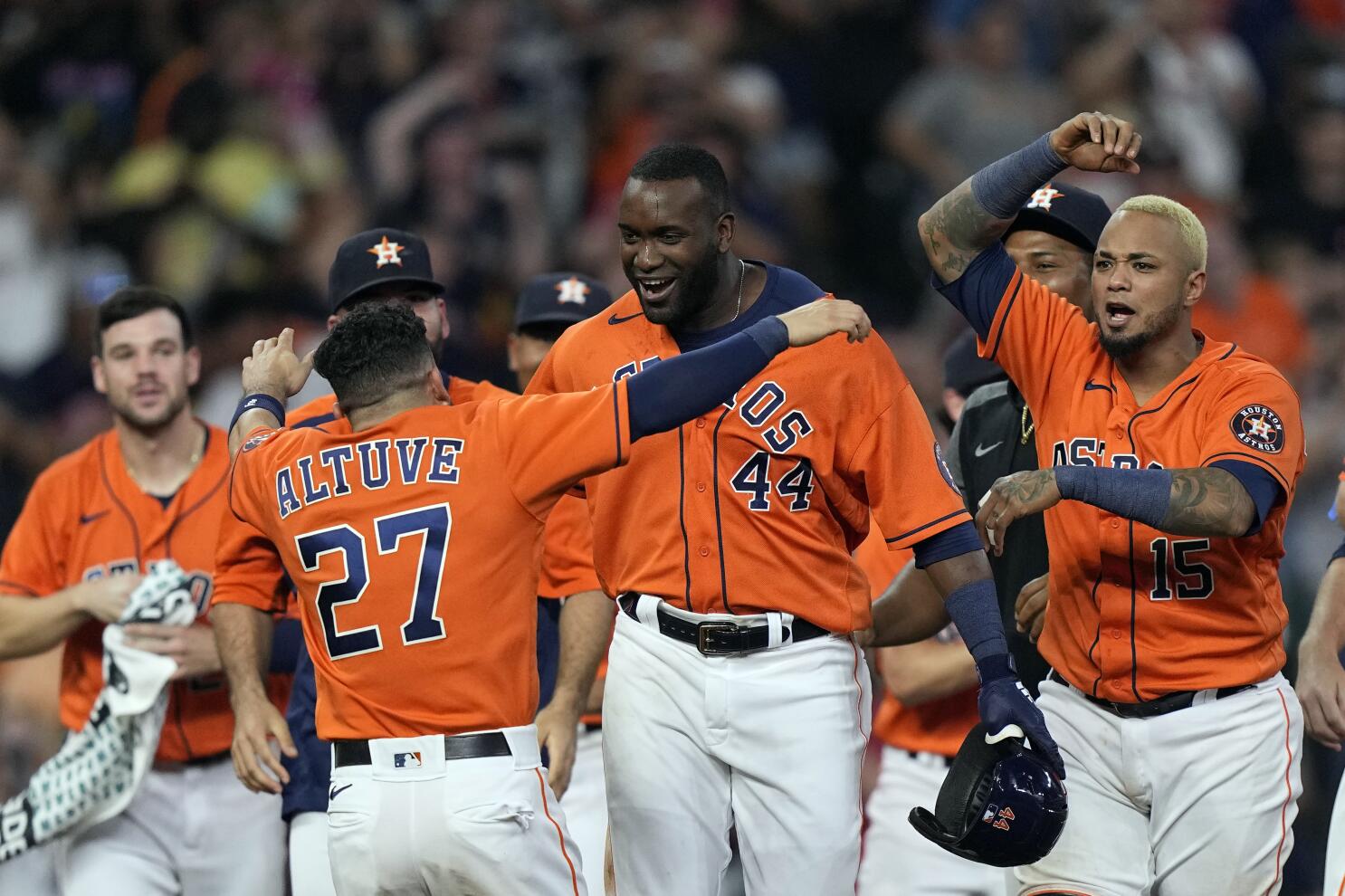 Yordan Alvarez starts World Series Game 5 in LF