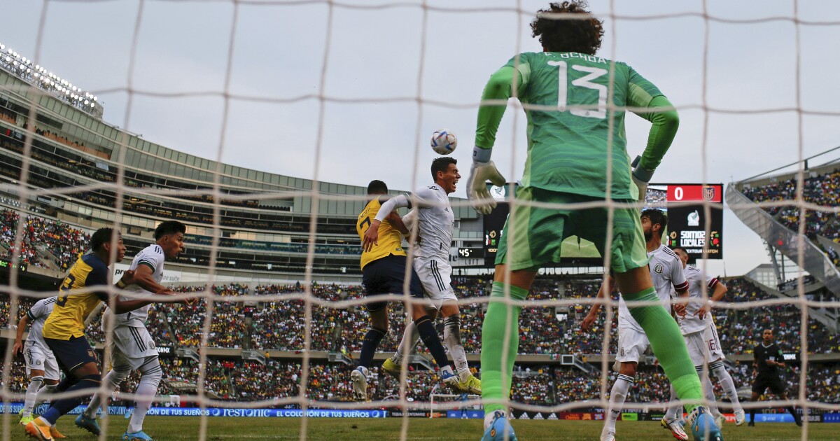 With a substitute team, Mexico will face Suriname in CONCACAF