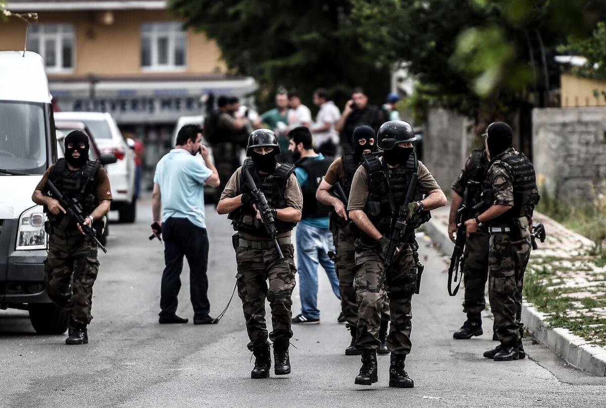 Turkish special force police officers during clashes with attackers in the Sultanbeyli district in Istanbul.