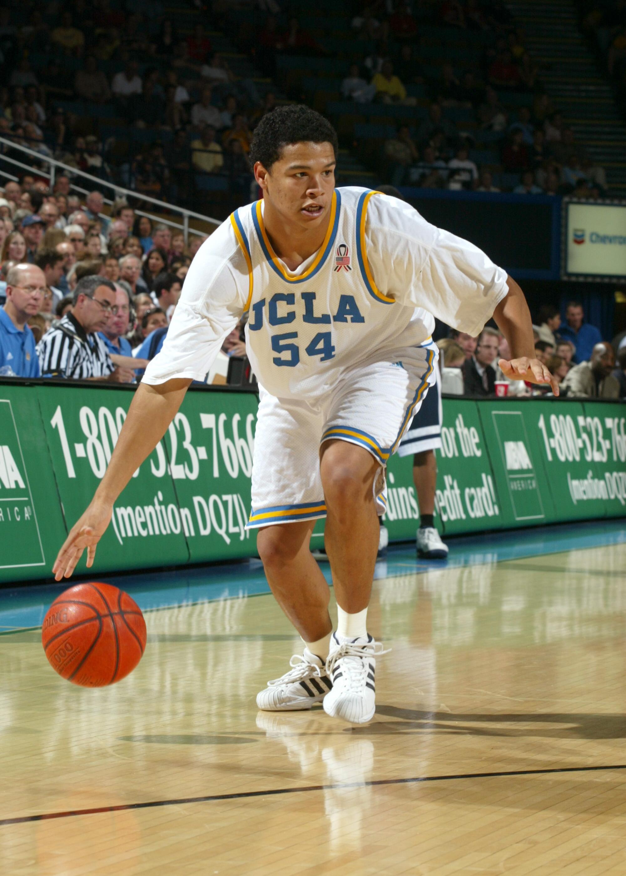 Josiah Johnson played at UCLA from 2001 to 2005 averaging 1.3 points in 7.3 minutes per game throughout his career.