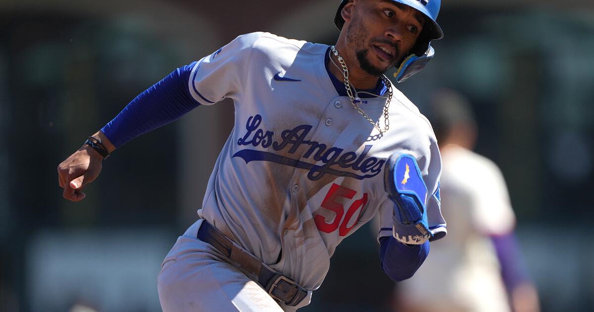 Right here’s what’s at stake for the Dodgers over the ultimate two weeks Right here’s what’s at stake for the Dodgers over the ultimate two weeks