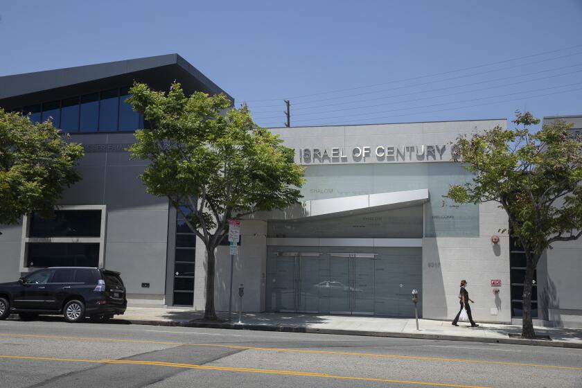 LOS ANGELES, CA-MAY 28, 2020: Even though Young Israel of Century City synagogue on Pico Blvd. in Los Angeles has permission from the city and county of Los Angeles to reopen in a limited fashion, it's rabbi has firmly decided to hold off. Rabbi Elazar Muskin is among a group of local Orthodox rabbis who have signed a letter stating they will wait at least two weeks to see whether coronavirus cases surge upwards. (Mel Melcon/Los Angeles Times)