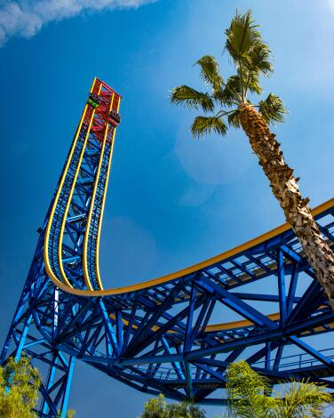 A view of Superman Escape from Krypton at Six Flags Magic Mountain.
