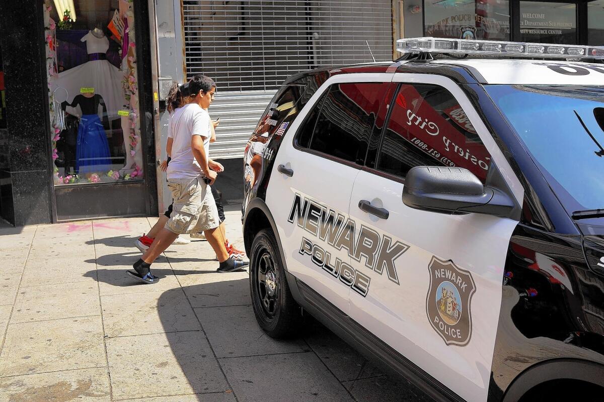 The findings of a Justice Department investigation into Newark's Police Department have been presented to the city's mayor.