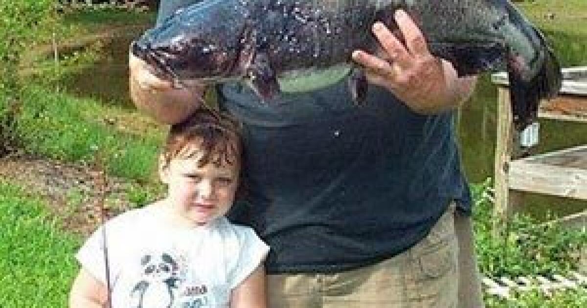 Man uses Barbie fishing rod to make record catch - Los Angeles Times