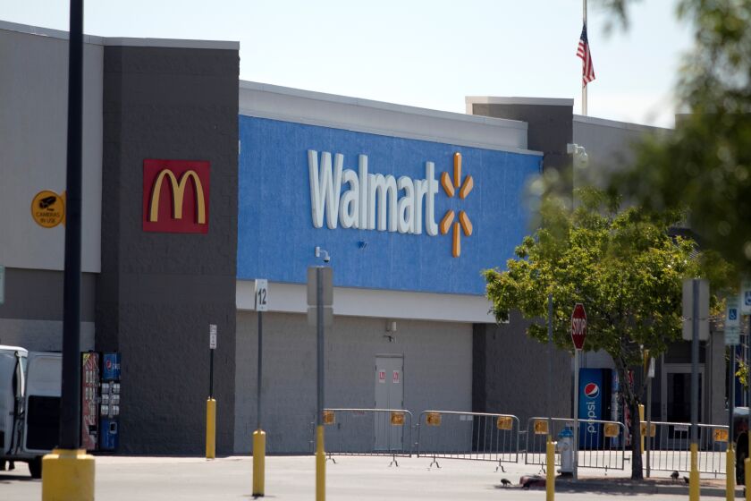 El gigante minorista Walmart sube sus salarios más bajos en Estados Unidos