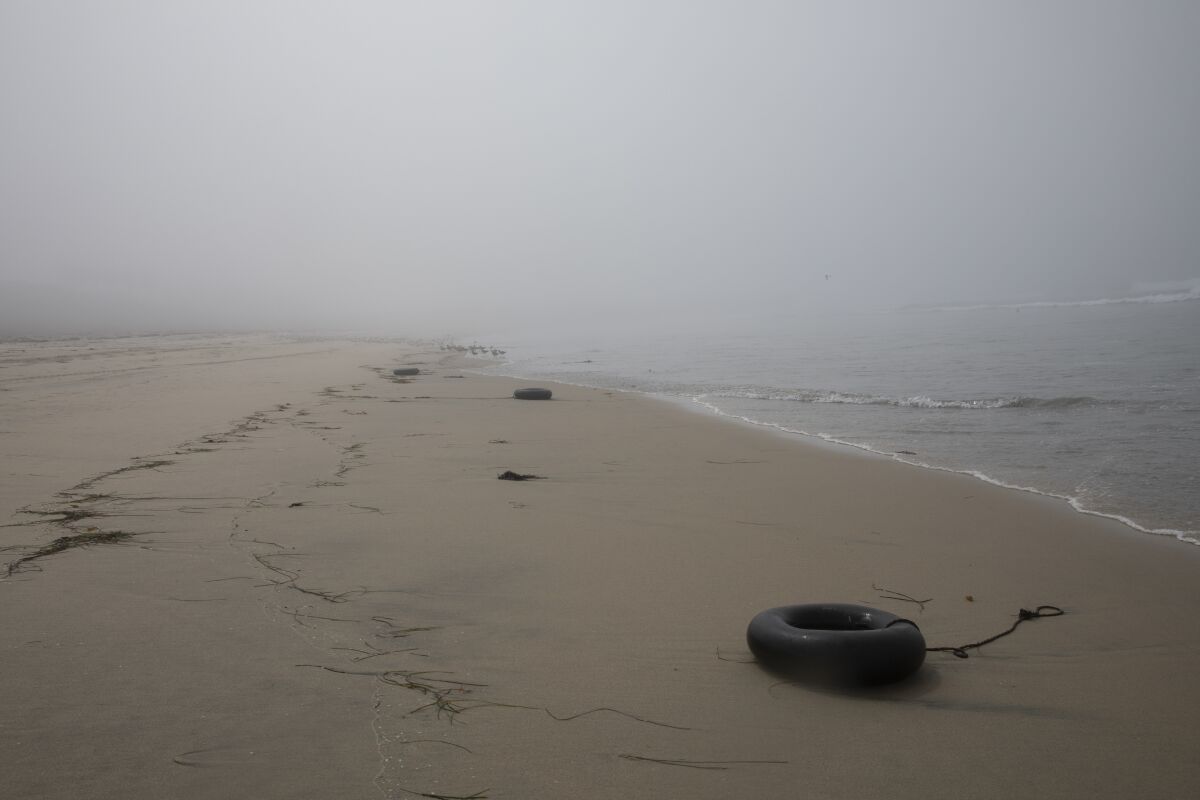 Beach flotation devices
